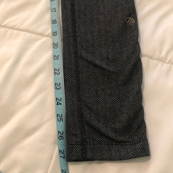 MPG soft leggings in a herringbone pattern - Picture 4 of 6